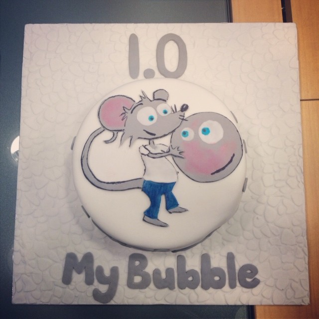 Squeek and Bubble celebrate MyBubble with a birthday cake